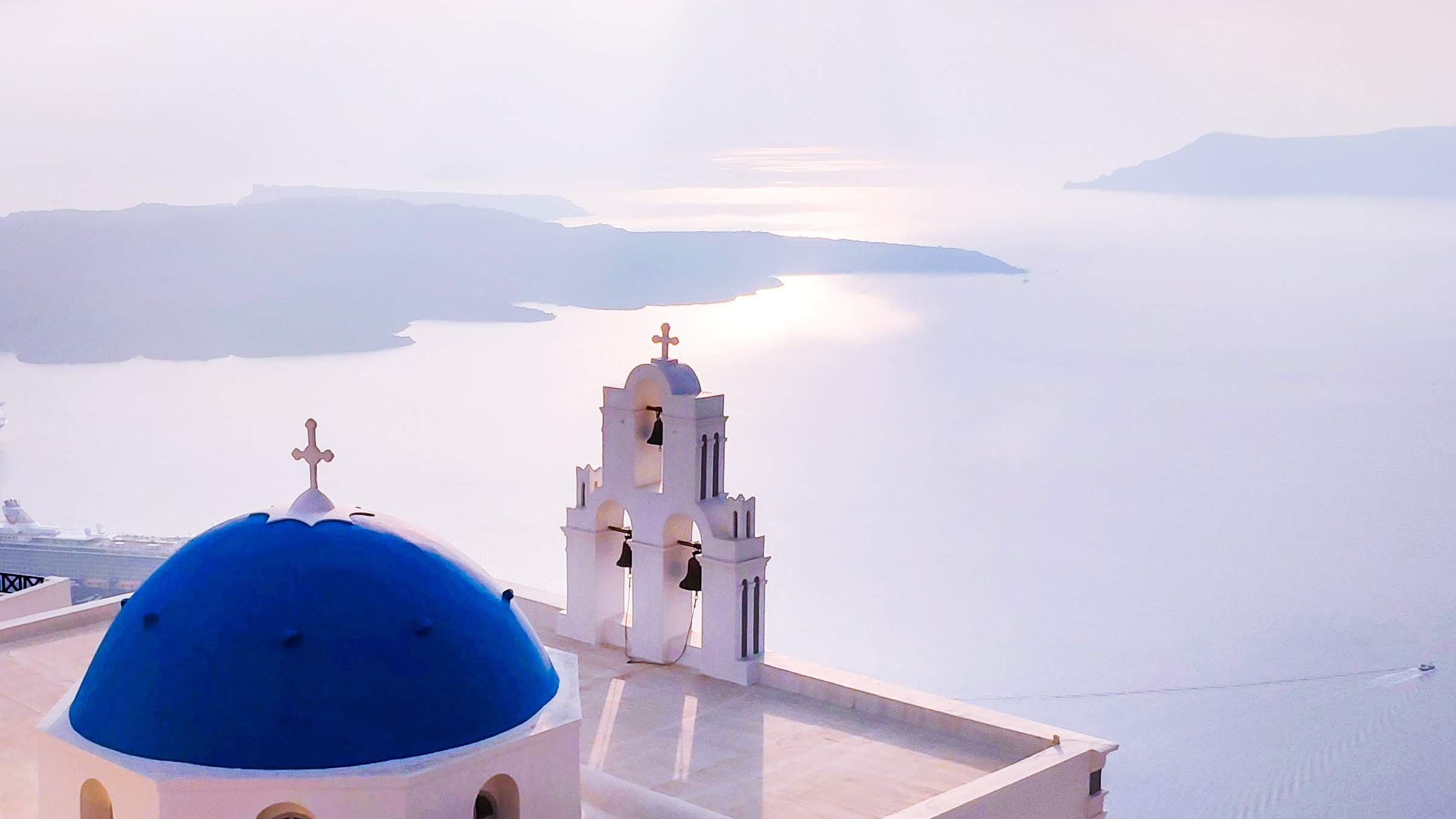 Greece: Blue meets white